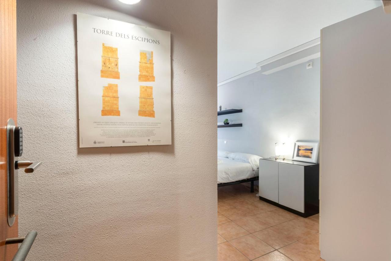 Apartamento Centro Historico Tarragona Apartment Bagian luar foto